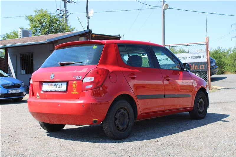 Škoda Fabia 1,2 i  LPG, STK 5/2027 - fotka 5 z 24