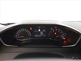 Peugeot 2008 (2022) 1.2 PureTech, Automat, ČR - náhled 11