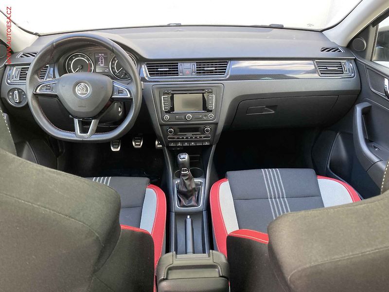 Škoda Rapid (2015) 1.2 TSi, Monte Carlo, xenon - fotka 8 z 17