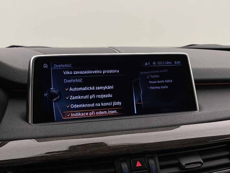 BMW X5 XDRIVE 30d AUT CZ - fotka 45 z 65