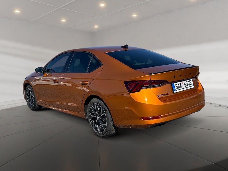 Škoda Octavia (2023) SPORTLINE 1.5e-TEC 110kW CZ - fotka 4 z 11