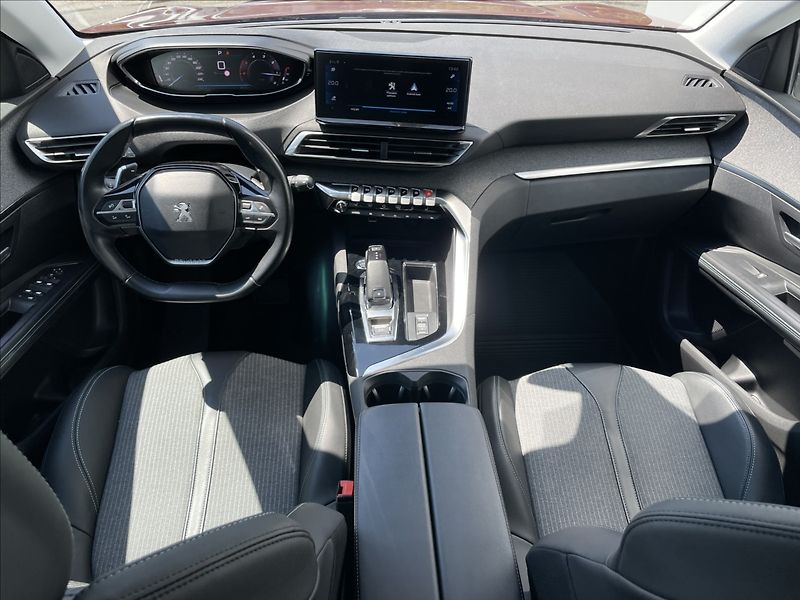 Peugeot 5008 1,5 BlueHDi A8 Allure Pack - fotka 6 z 25