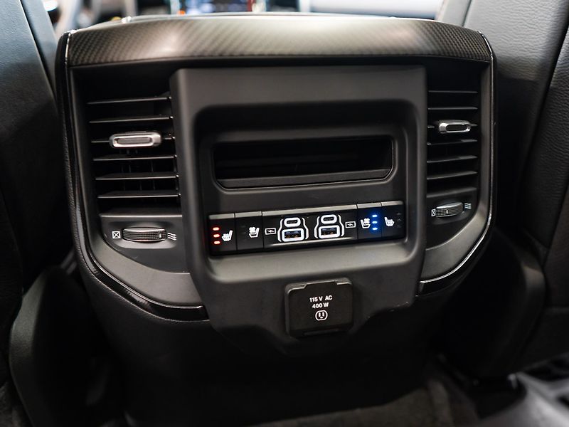 Dodge RAM (2022) 6.2 TRX Harman Kardon, Head Up - fotka 33 z 38