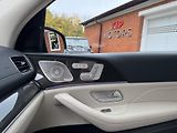 Mercedes-Benz GLE 53AMG-4M-R22-PANO-DESIGNO-ČR - náhled 16