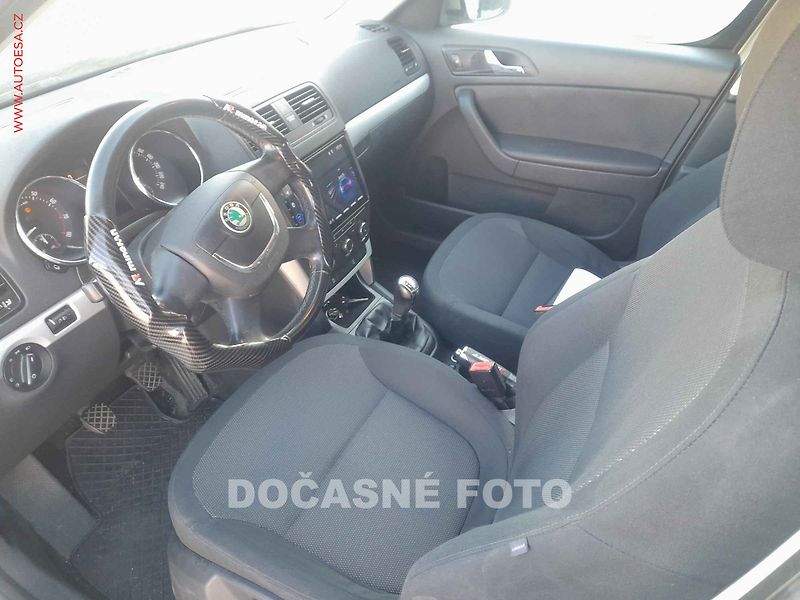 Škoda Yeti (2010) 1.2TSi, Ambition - fotka 3 z 3