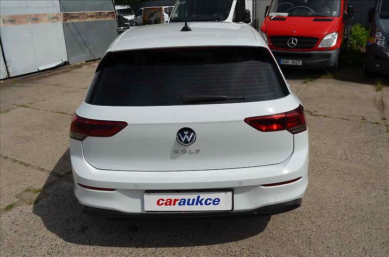 Volkswagen Golf (2021) KOMBI 1,0 TSI - fotka 5 z 20