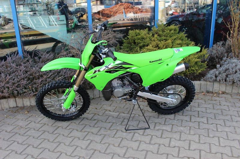 Kawasaki KX 85-II (2026) L 2026 - fotka 6 z 7
