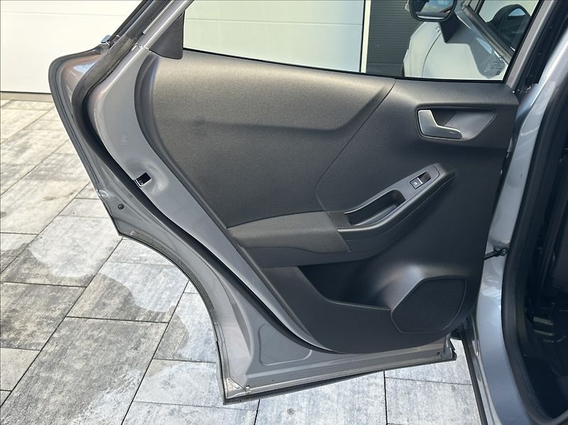 Ford Puma 1,0 EcoBoost 125PS  ST-Line - fotka 15 z 55
