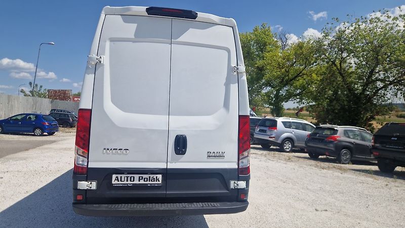 Iveco Daily 35C16/2,3L automat/led - fotka 4 z 11