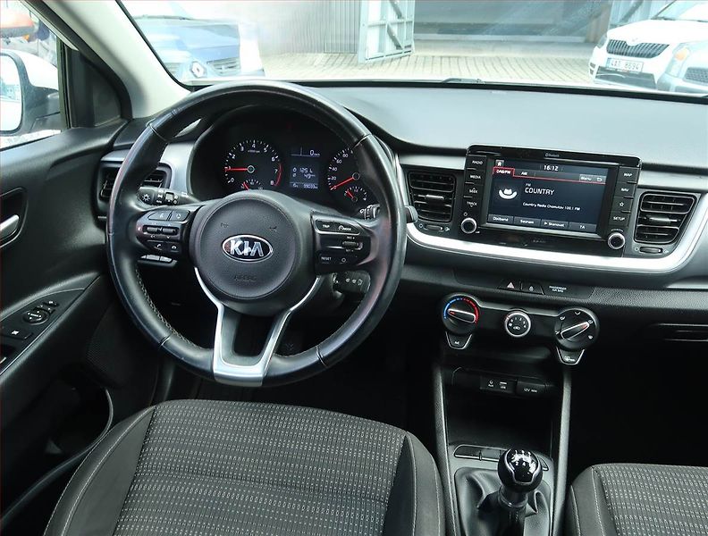 Kia Stonic (2018) 1.25 CVVT, Serv.kniha - fotka 7 z 15