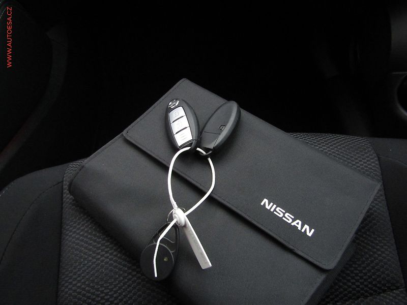 Nissan Qashqai (2016) 1.2 DiG-T 4X2, N-Connecta - fotka 18 z 18