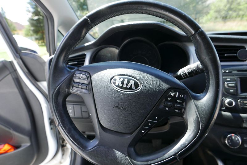 Kia Ceed (2012) - fotka 7 z 18