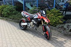 Ducati (2024) Hypermotard 698 RVE 2024 - fotografie inzerátu