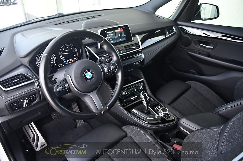 BMW Řada 2 216d GRAN TOURER 1M ČR TAŽNÉ - fotka 9 z 54