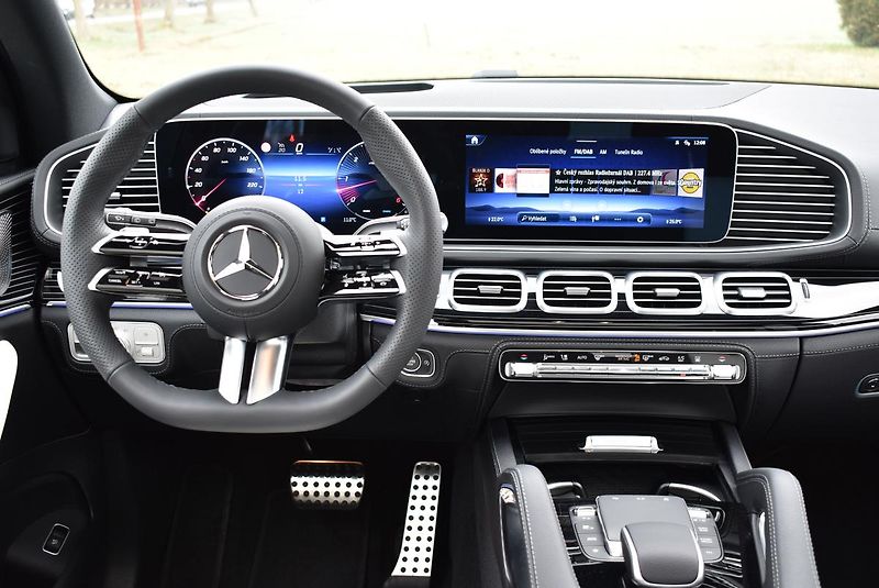 Mercedes-Benz GLE 450d 4M AMG - fotka 19 z 57