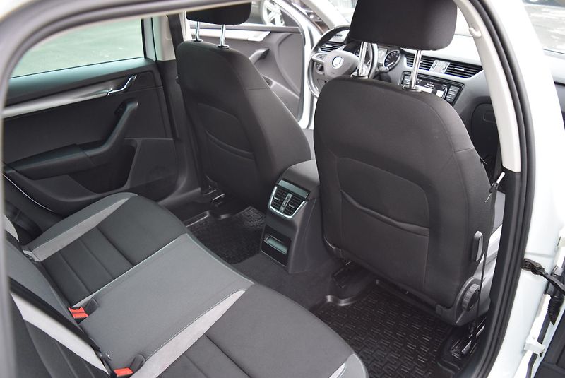 Škoda Octavia (2016) 2.0TDI 110kw ED. JOY BIXEN TAŽ - fotka 42 z 48