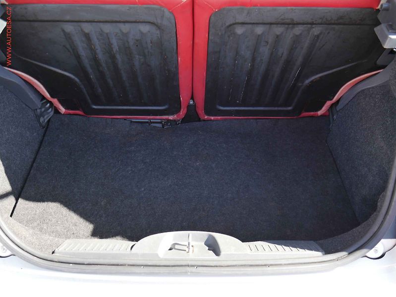 Fiat 500 (2009) 1.2 i - fotka 7 z 16