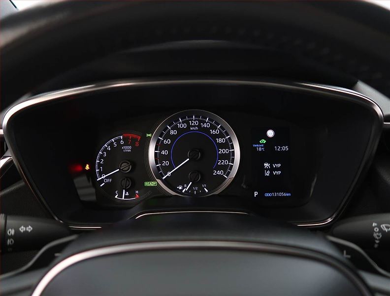 Toyota Corolla (2022) 2.0 Hybrid, digi klima - fotka 11 z 21