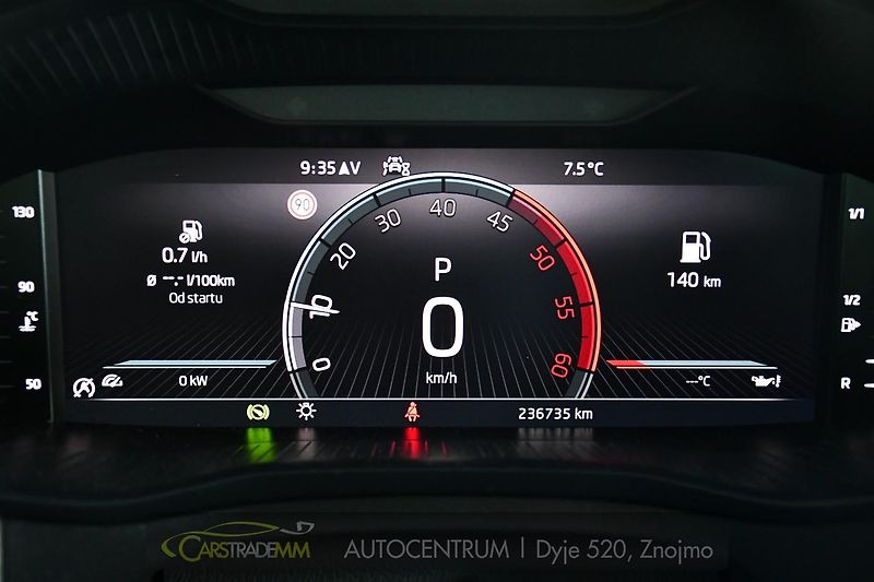 Škoda Kodiaq 2.0TDi 4X4 ACC LED NAV CARPLAY - fotka 29 z 54