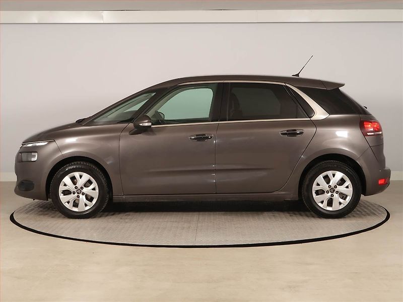 Citroën C4 Picasso (2017) 1.6 BlueHDi, Navi, Tempomat - fotka 3 z 18