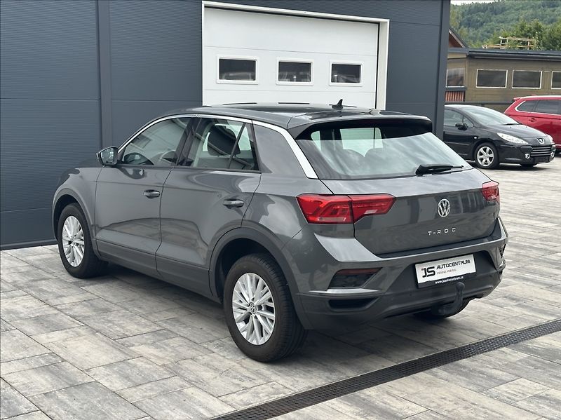 Volkswagen T-Roc 1,5 TSI 150PS  Trendline DSG - fotka 10 z 49