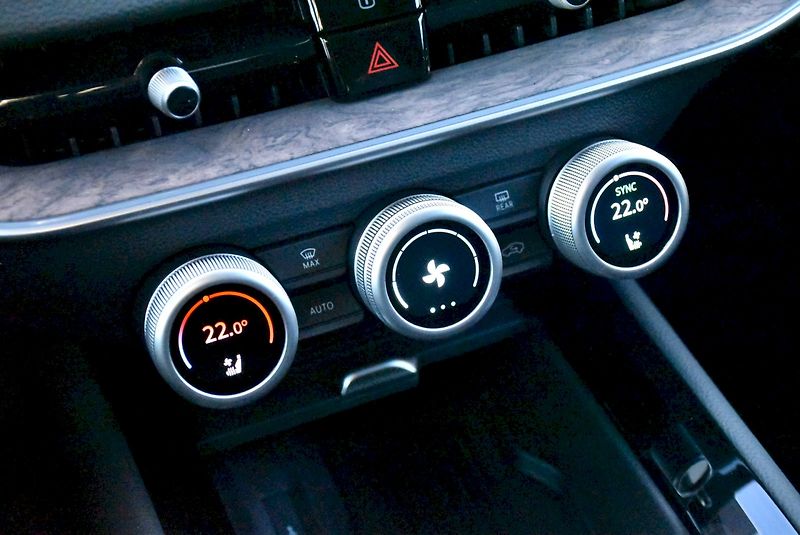 Škoda Superb (2026) Combi Laurin & Klement 2,0 TDI - fotka 21 z 45