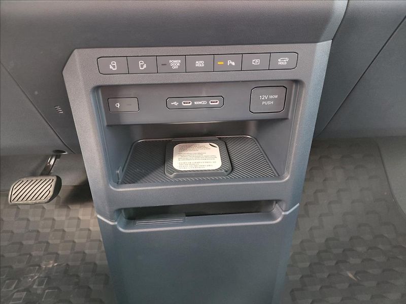 Kia PV5 0,0   71,2 kWh ELITE + HEAT, E - fotka 14 z 19