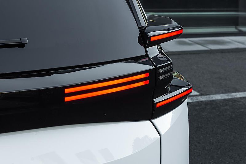 Citroën C5 Aircross (2026) 1,2 MAX Hybrid 145k+ ZIMA PLUS - fotka 6 z 18