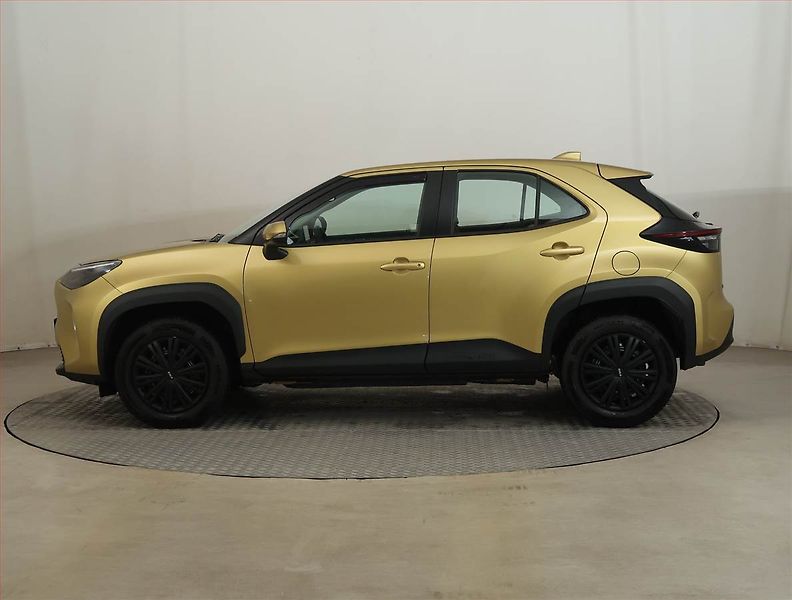 Toyota Yaris Cross (2023) 1.5 VVT-i - fotka 3 z 14