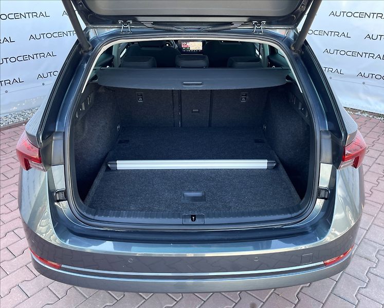 Škoda Octavia 2,0 TDi.DSG.110kW.FirstEdition - fotka 10 z 29