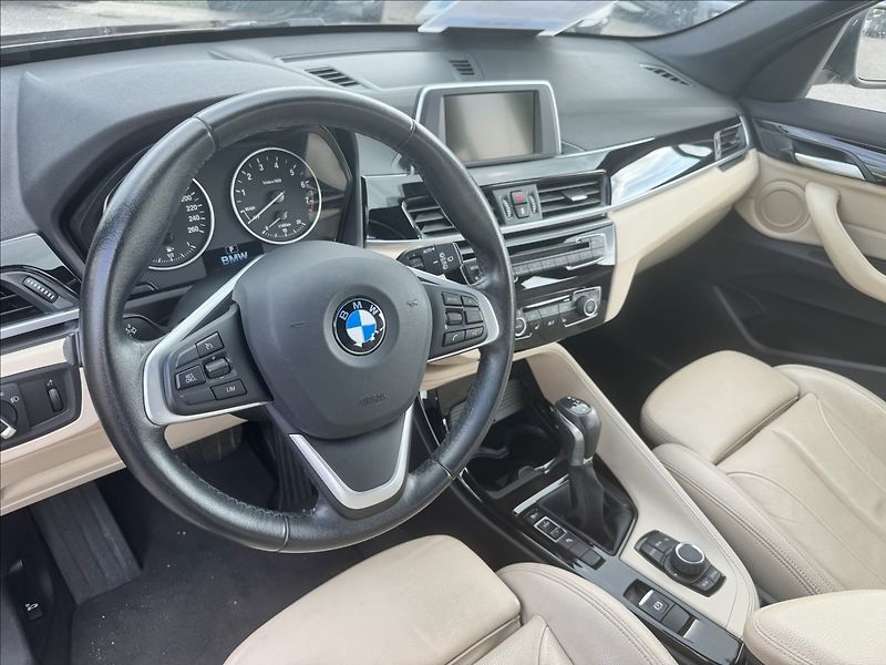 BMW X1 2,0   S Drive - fotka 9 z 11