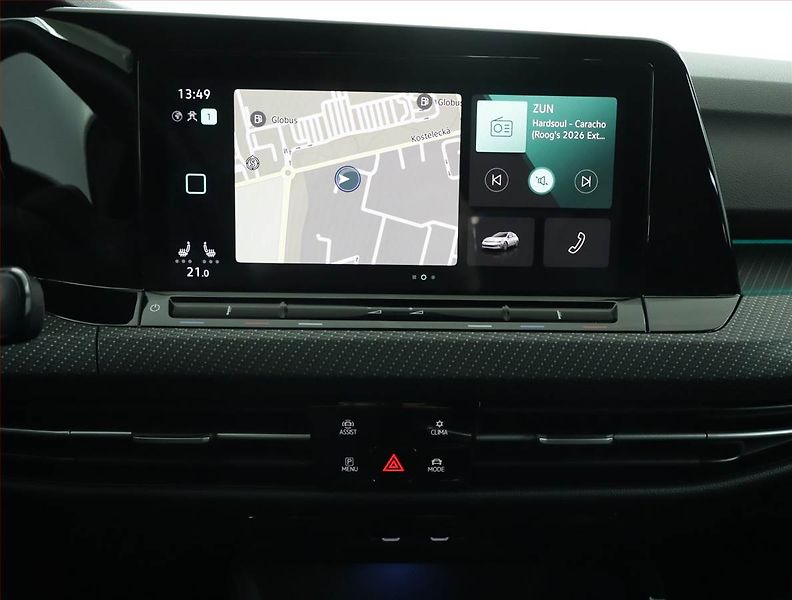 Volkswagen Golf (2022) R-Line 2.0 TDI, Kůže, Navi - fotka 12 z 15