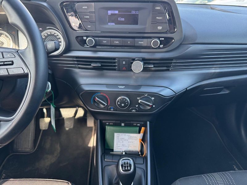 Hyundai Bayon (2024) COMFORT CLUB 1.2i 62kW CZ DPH - fotka 10 z 11