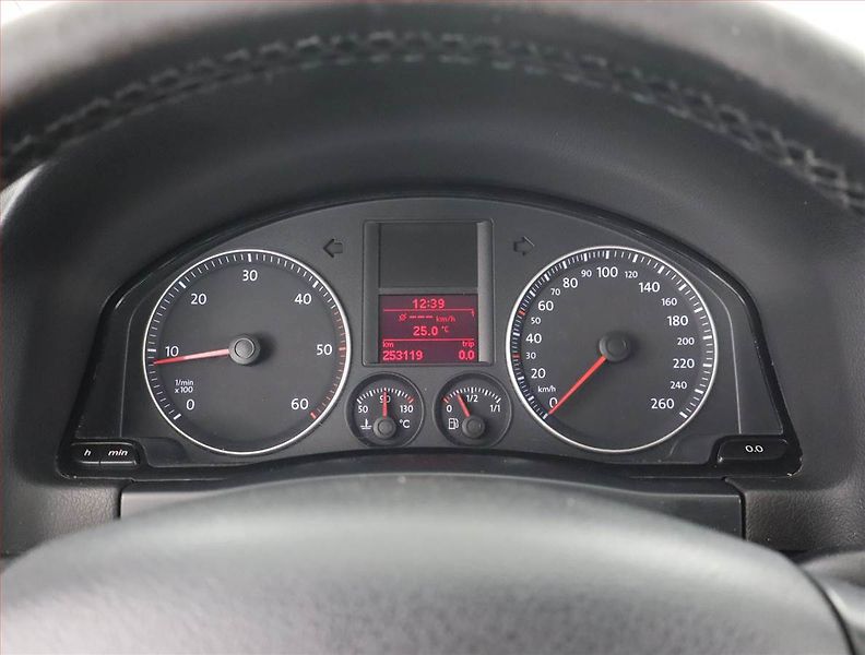 Volkswagen Golf Plus (2006) Comfortline 1.9 TDI, po STK - fotka 11 z 15