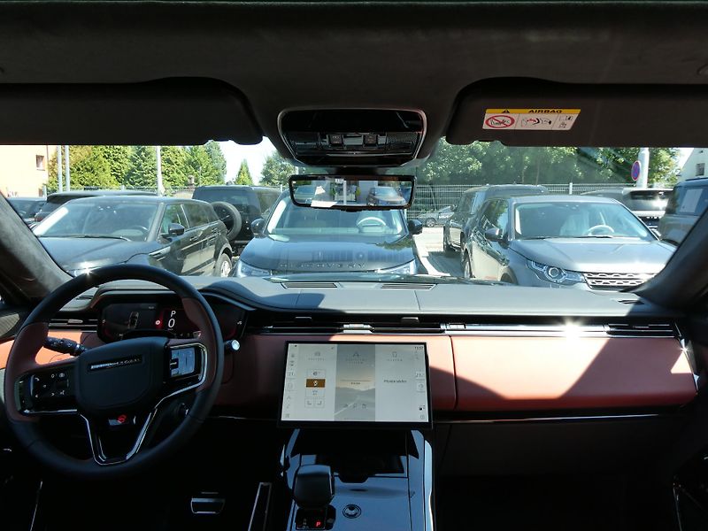 Land Rover Range Rover Sport (2026) SV P635 - fotka 17 z 43