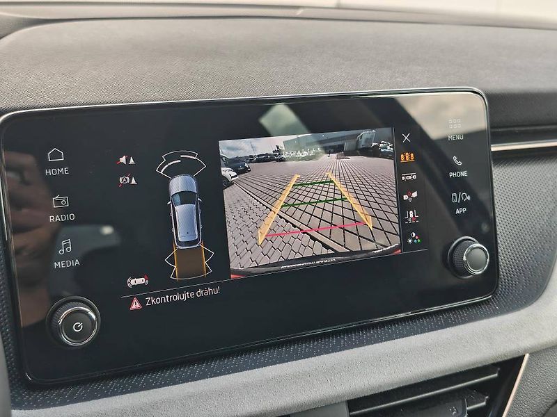 Škoda Kamiq Top Selection 7DSG 1,0TSI - fotka 15 z 22