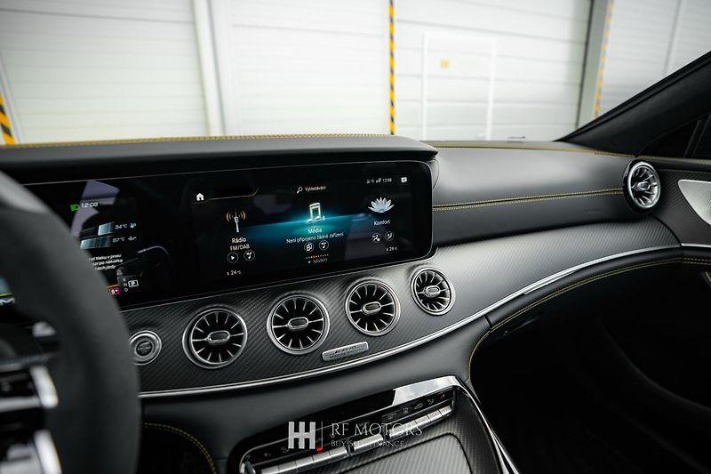 Mercedes-Benz AMG GT (2025) AMG GT63 S E Perf 620kW - fotka 41 z 63
