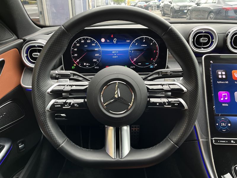 Mercedes-Benz Třídy C C-Třída 220d 4MATIC Edition 14 - fotka 11 z 21