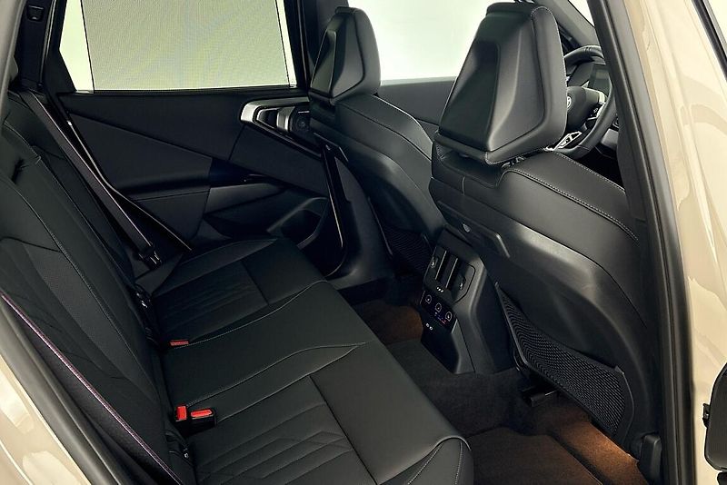 BMW X3 xDrive40d - fotka 12 z 26