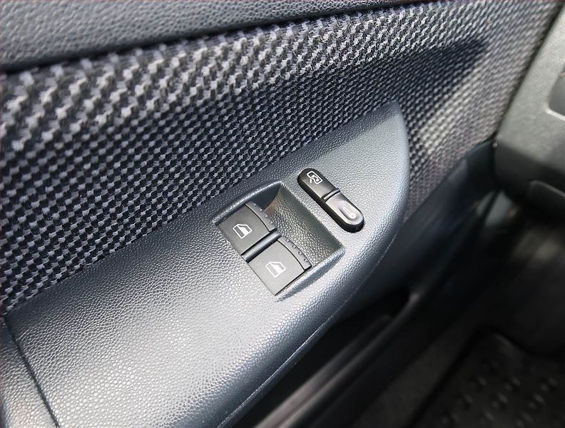 Škoda Yeti (2015) Ambition Plus 2.0 TDI - fotka 16 z 18