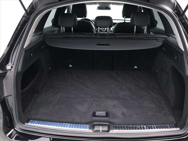 Mercedes-Benz GLC 2,1 220d 125kW 4MATIC CZ DPH - fotka 10 z 27