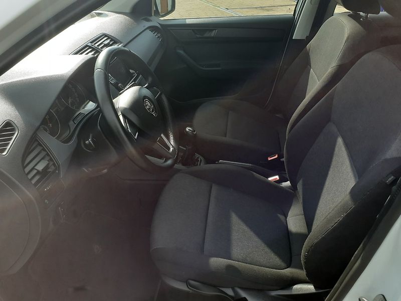 Škoda Fabia (2019) 1.0 MPI 55 Kw - fotka 15 z 33