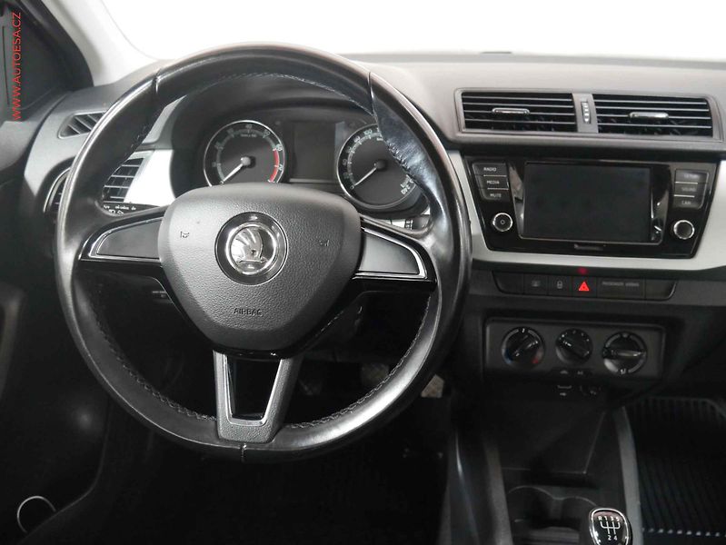 Škoda Fabia (2019) 1.0TSI, 2.maj,ČR, Ambition - fotka 13 z 16