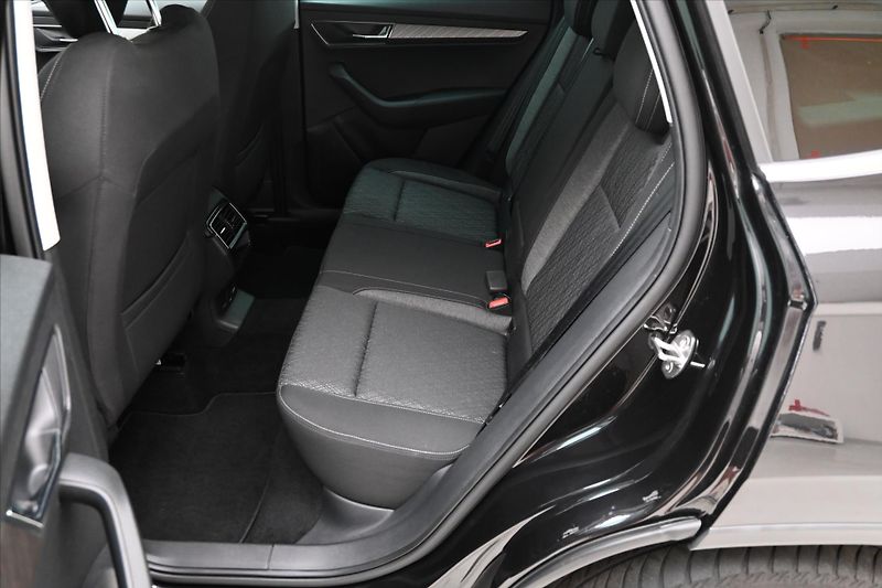Škoda Karoq 1,5 TSI 110 kW STYLE Záruka až - fotka 14 z 30