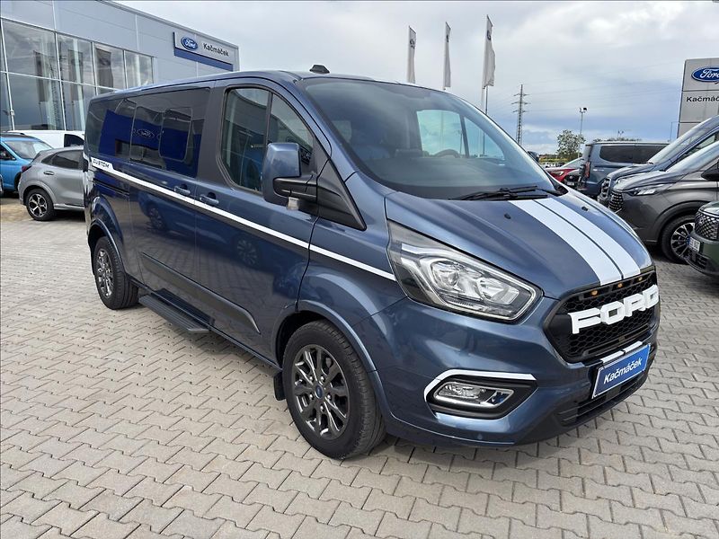 Ford Tourneo Custom 2,0 EcoBlue 125kW L2 - fotka 7 z 38