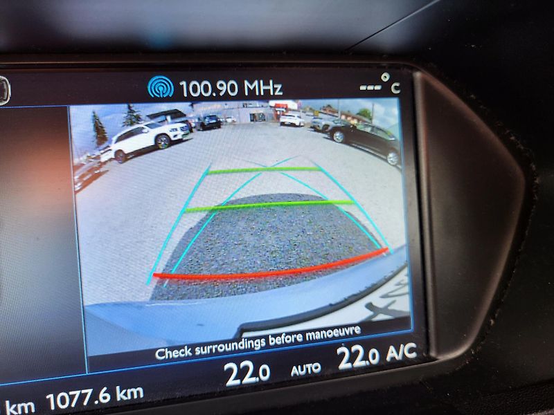 Citroën Grand C4 Picasso 2.0 eHDi autom EXCLUSIVE 7míst - fotka 18 z 48