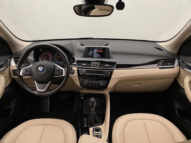 BMW X1 XDRIVE 18d AUT CZ - fotka 2 z 32