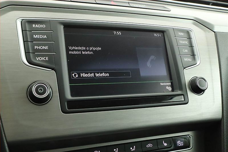 Volkswagen Passat (2015) 2.0 TDI, Navi, Tempomat - fotka 12 z 21
