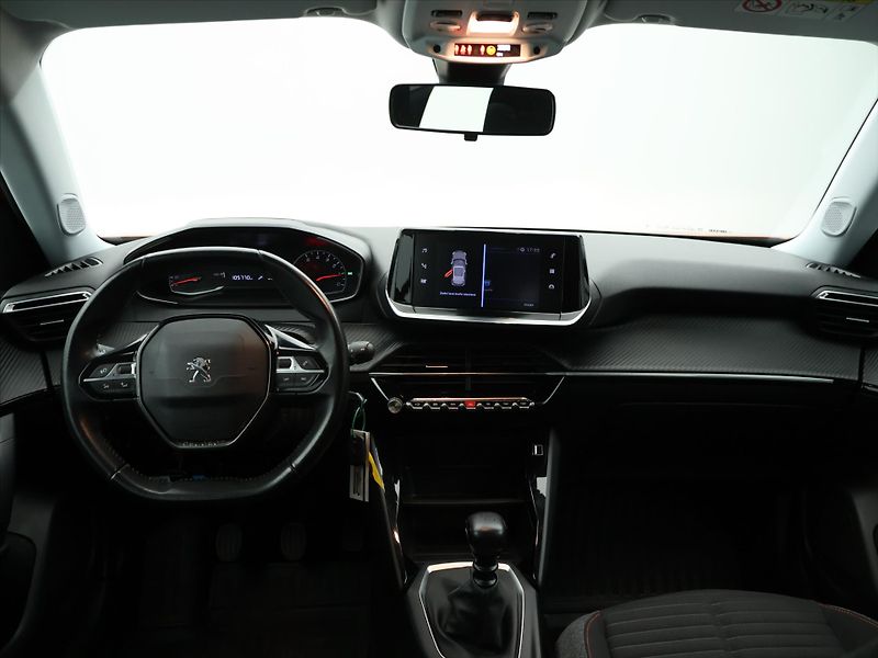 Peugeot 2008 1,2 PT 100k CZ Active 1Maj DPH - fotka 17 z 24
