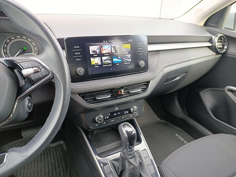 Škoda Fabia 1.5TSI 110kW ČR 1.MAJ DPH - fotka 22 z 30